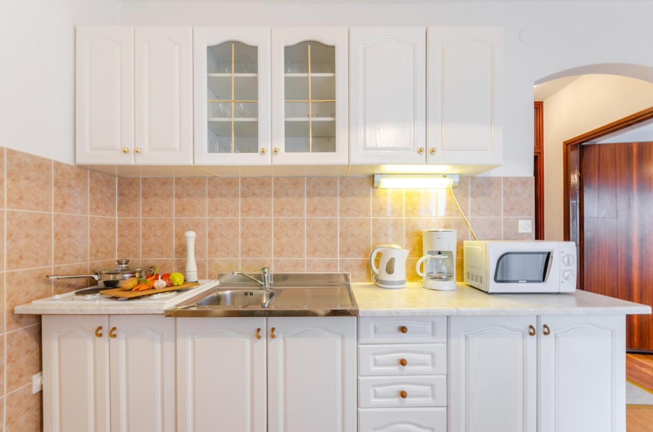 Apartmani Suncica セルツェ エクステリア 写真