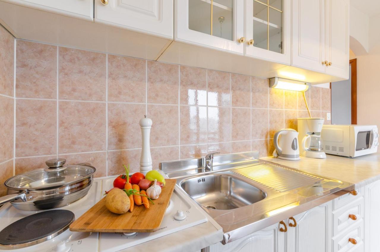 Apartmani Suncica セルツェ エクステリア 写真