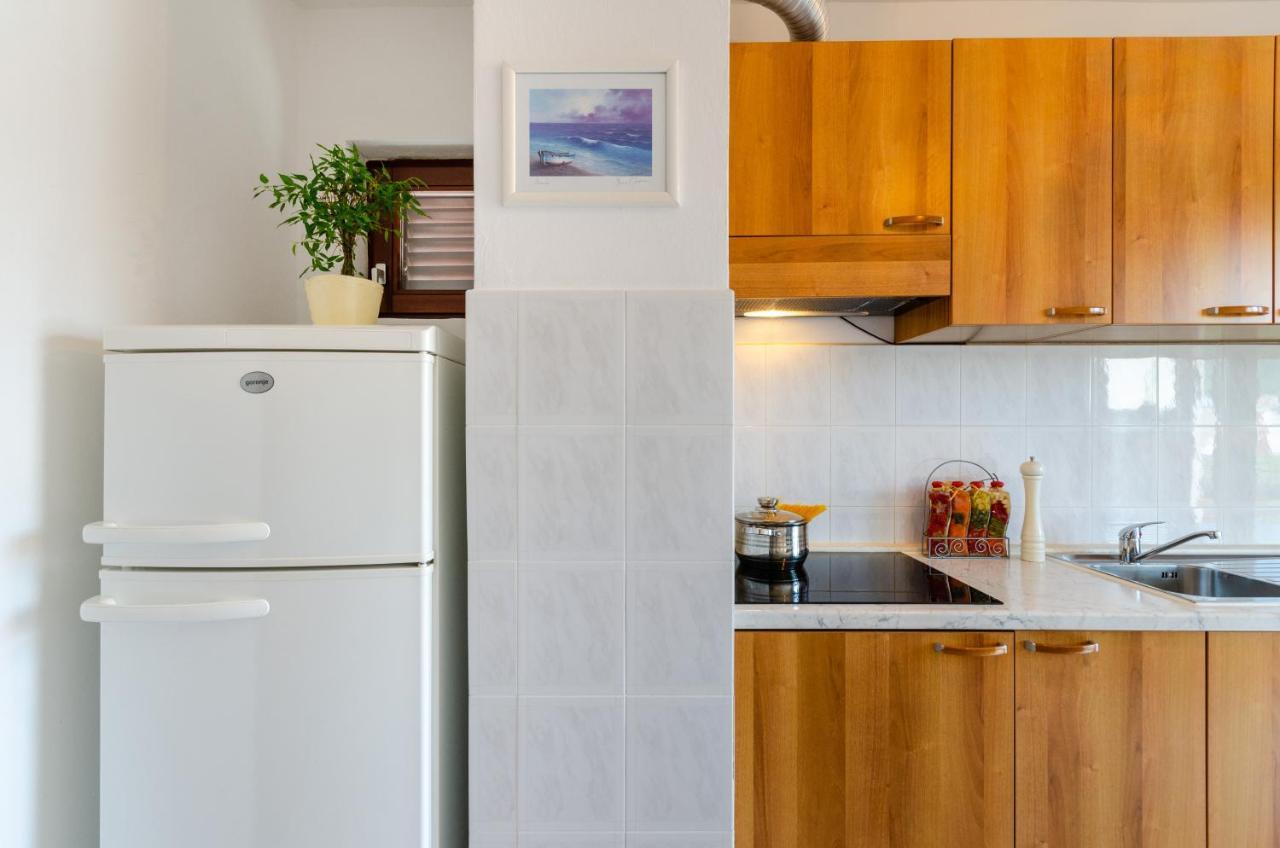 Apartmani Suncica セルツェ エクステリア 写真